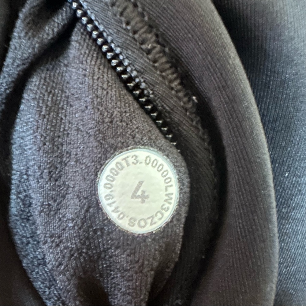 Lululemon Half Zip Jacket Pullover Size 4 Black - image 4